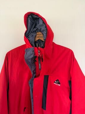 Nike VTG ACG Storm Fit Jacket Small Red Black
